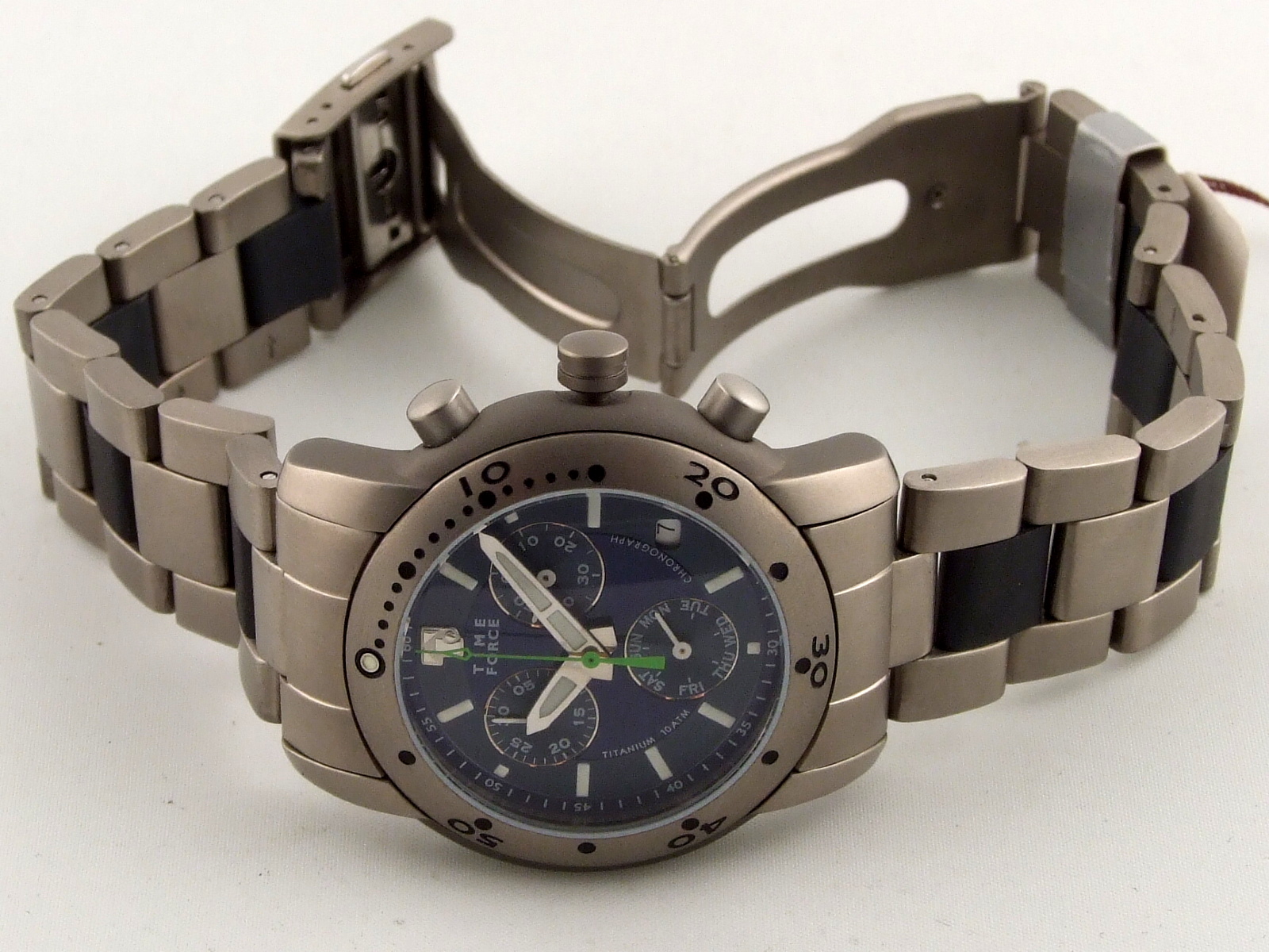 TIME FORCE CHRONO IN TITANIUM BY CHRONOTECH MENS WATCH  